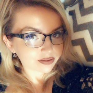 Meet your Posher, Cara